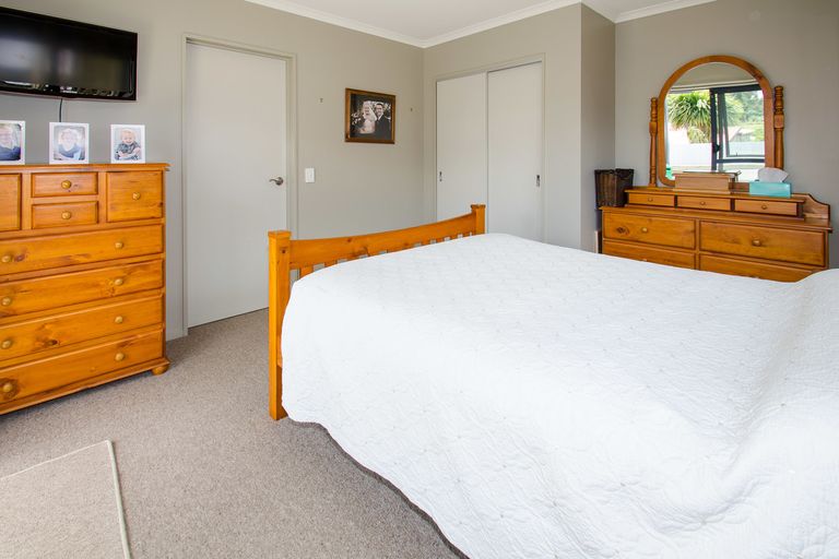 Photo of property in 4 Paterson Road, Mosgiel, 9092
