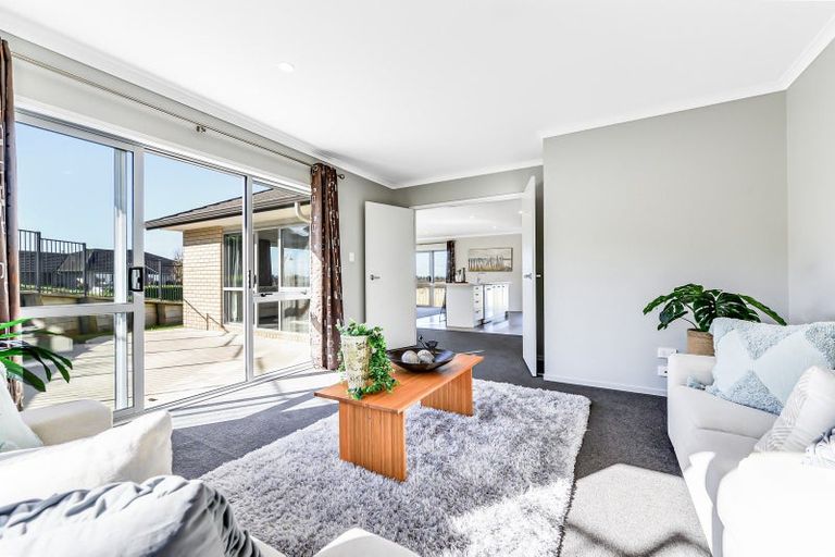 Photo of property in 33 Sylvester Crescent, Flagstaff, Hamilton, 3210