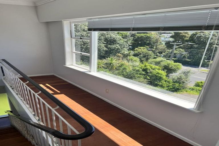 Photo of property in 4 Ramsgate Terrace, Mairangi Bay, Auckland, 0630