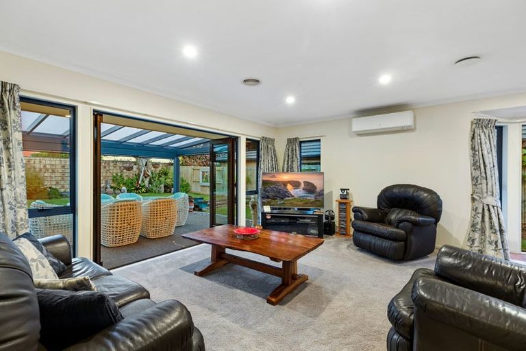 Photo of property in 12 Doneraille Place, Bethlehem, Tauranga, 3110
