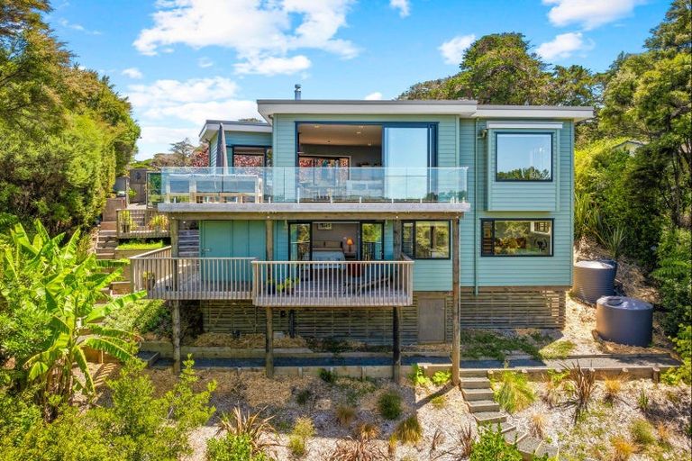 Photo of property in 34 Whitmore Road, Tawharanui Peninsula, Matakana, 0986