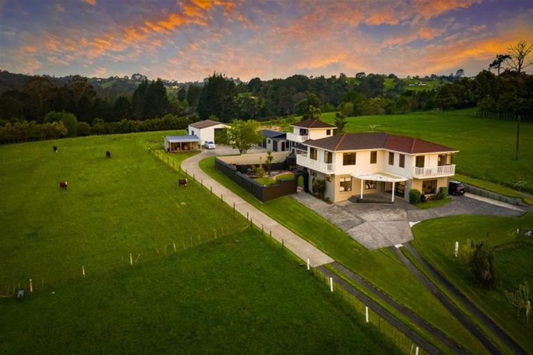 Photo of property in 51 Glenmore Road, Coatesville, Albany, 0793