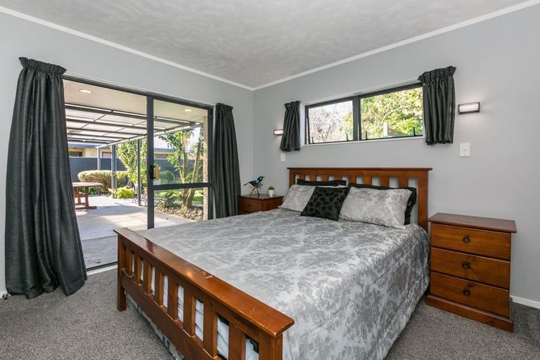 Photo of property in 17 Bucksburn Place, Greenmeadows, Napier, 4112