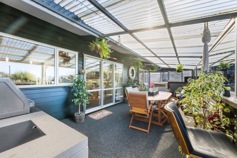 Photo of property in 14 Beach Road, Waikawa, Picton, 7220