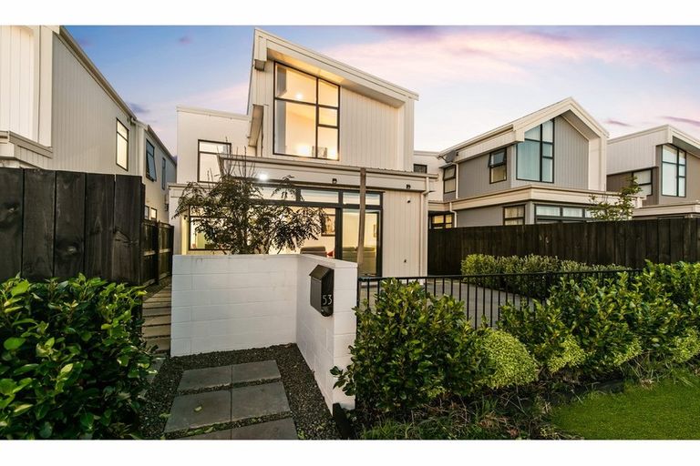 Photo of property in 53 Battalion Drive, Papakura, 2110