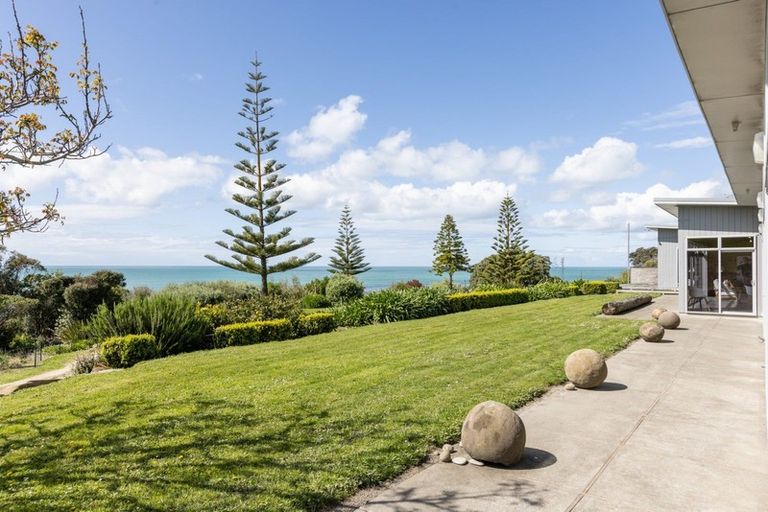 Photo of property in 231 Williams Road, Kairakau, Elsthorpe, 4295