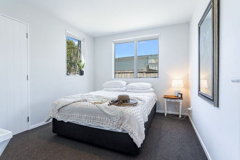 Photo of property in 83 Riverside Road, Orewa, 0931