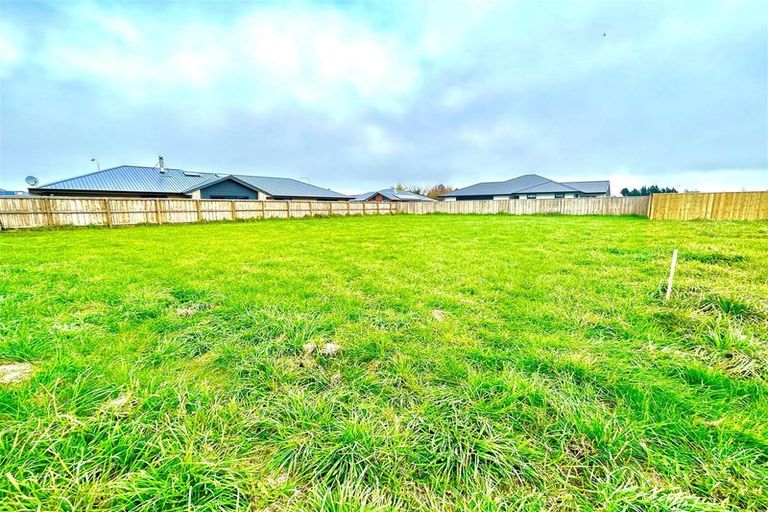 Photo of property in 6a Shier Place, Amberley, 7410