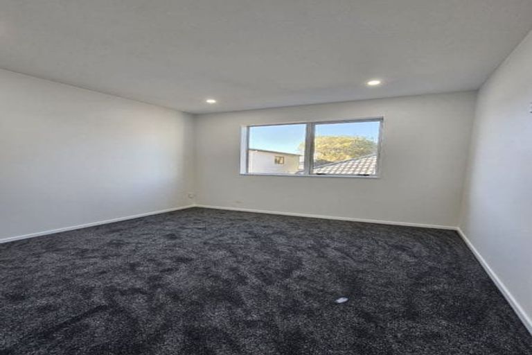 Photo of property in 12b Minaret Drive, Bucklands Beach, Auckland, 2014