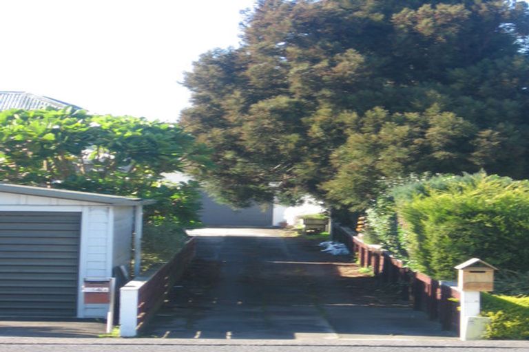 Photo of property in 444a Great South Road, Opaheke, Papakura, 2113