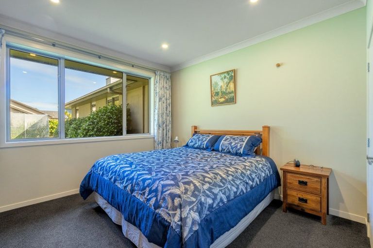 Photo of property in 47 Matua Grove, Otatara, Invercargill, 9879