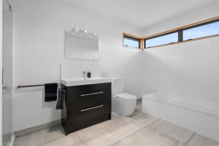 Photo of property in 71 Swayne Road, Cambridge, 3434