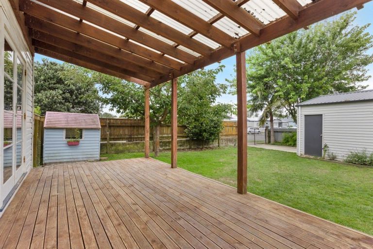 Photo of property in 24 Creagh Street, Te Awa, Napier, 4110