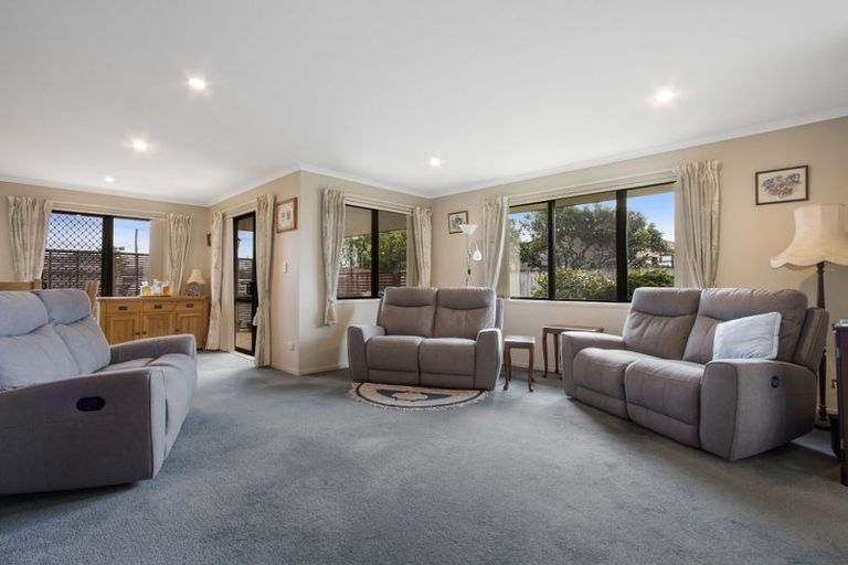 Photo of property in 21 Cresta Drive, Katikati, 3129