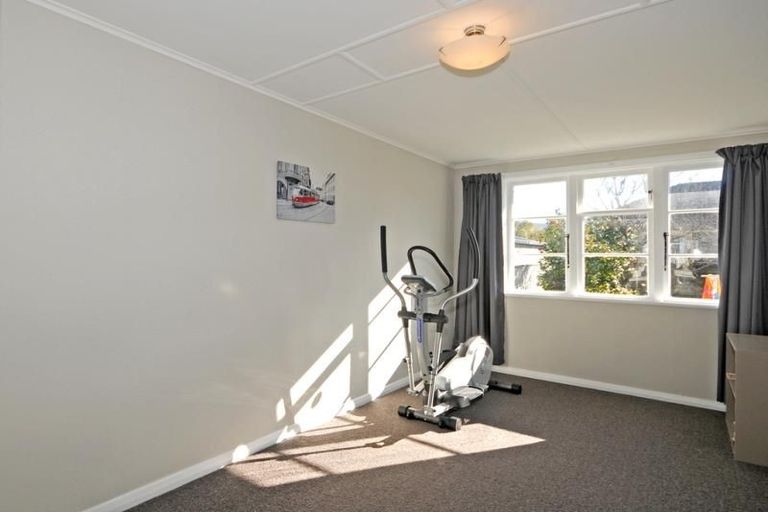 Photo of property in 76 Gordon Street, Avalon, Lower Hutt, 5011