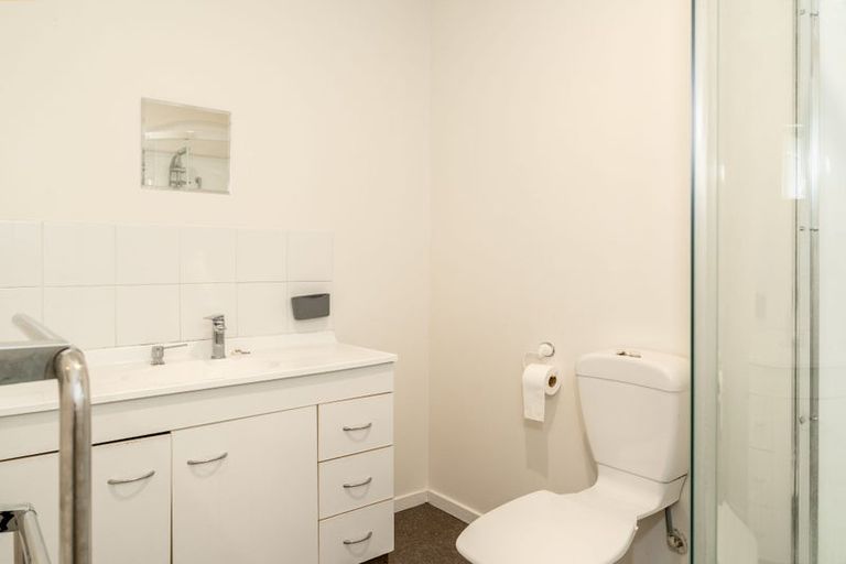 Photo of property in 126 Clarence Street, Riccarton, Christchurch, 8011