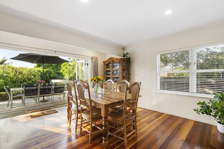 Photo of property in 14 Maleme Avenue, Belmont, Auckland, 0622