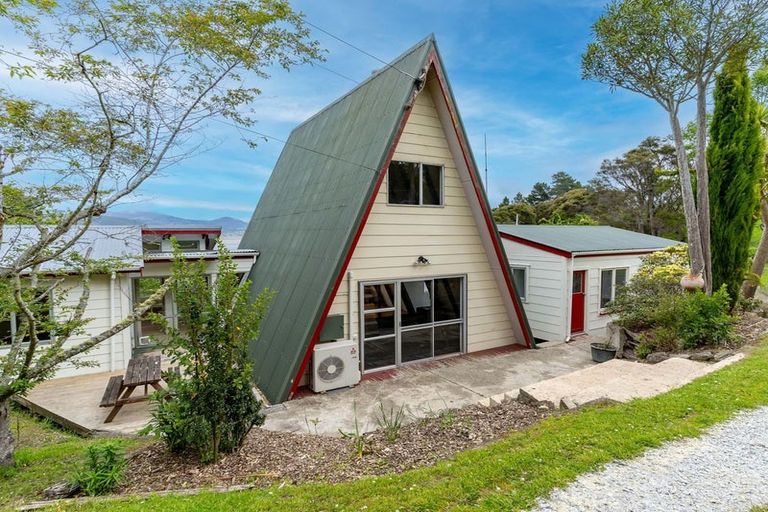 Photo of property in 15 Bank Road, Warrington, Waikouaiti, 9471