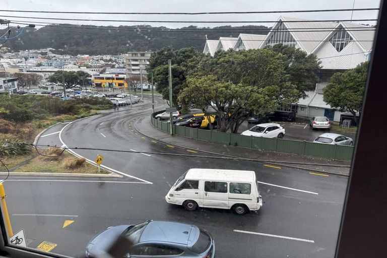 Photo of property in Basin Reserve Complex, 66/4 Sussex Street, Mount Cook, Wellington, 6021