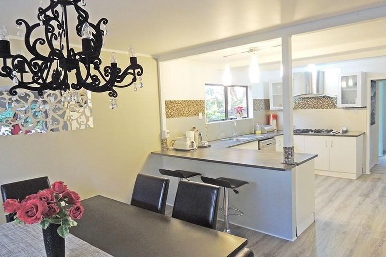 Photo of property in 50 Redcrest Avenue, Red Hill, Papakura, 2110