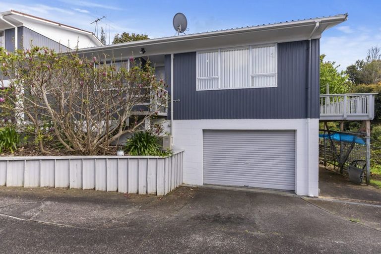 Photo of property in 2/22 Sherie Place, Howick, Auckland, 2014