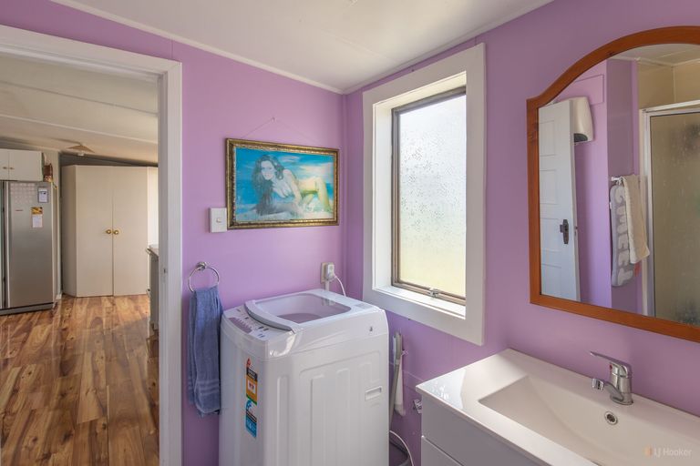 Photo of property in 347 Waimate Highway, Saint Andrews, Timaru, 7971