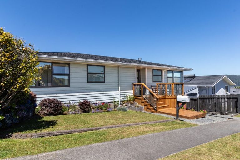 Photo of property in 24 Taieri Crescent, Kelson, Lower Hutt, 5010