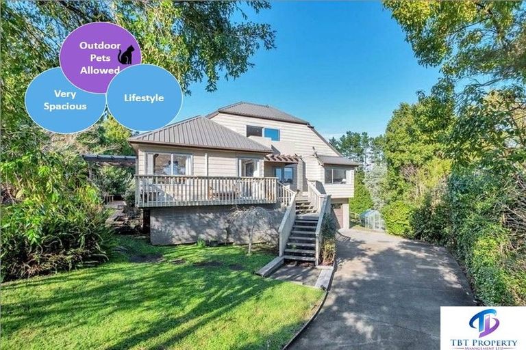 Photo of property in 215 Kaipara Road, Papakura, 2582