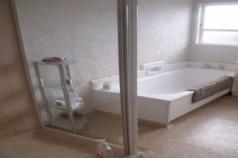 Photo of property in 3 Elliott Street, Taradale, Napier, 4112