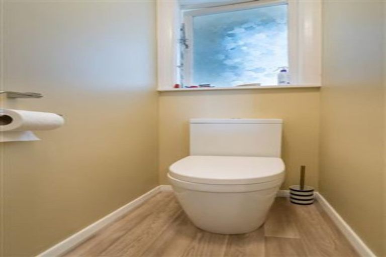 Photo of property in 25 Nore Street, Waihola, Milton, 9073