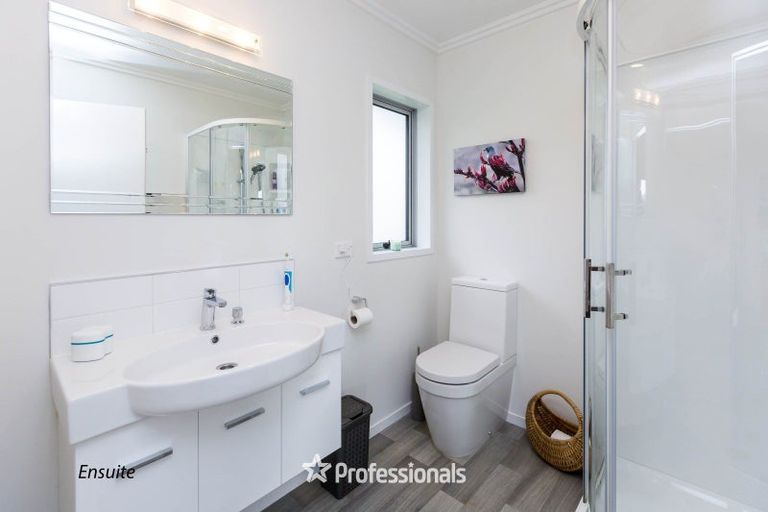 Photo of property in 112 Parkes Line Road, Maymorn, Upper Hutt, 5018