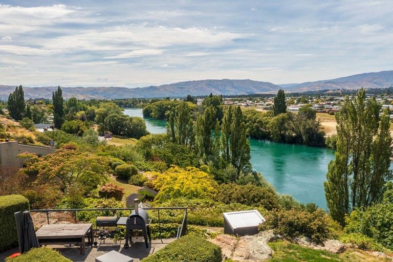 Photo of property in 13b Hart Place, Bridge Hill, Alexandra, 9320