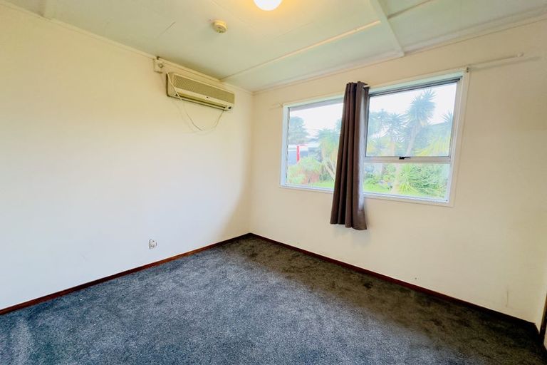 Photo of property in 50 Ferndown Avenue, Papatoetoe, Auckland, 2025