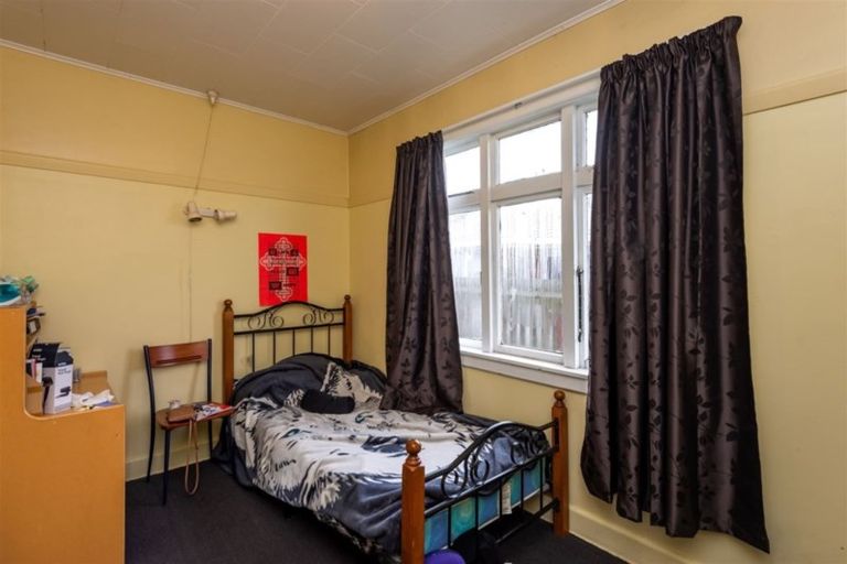 Photo of property in 3 Broadbent Street, Riccarton, Christchurch, 8041