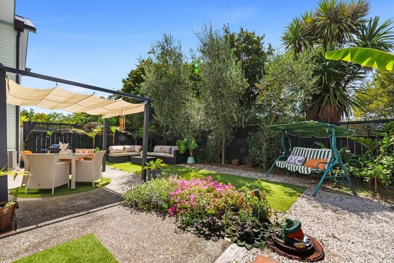 Photo of property in 12/11 The Avenue, Albany, Auckland, 0632