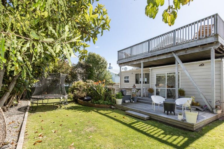 Photo of property in 78 Charles Street, Westshore, Napier, 4110