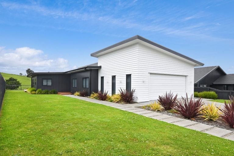 Photo of property in 109 Wairau Drive, Tikipunga, Whangarei, 0112