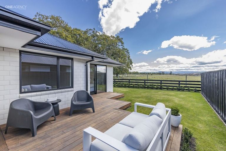 Photo of property in 29 Crossley Avenue, Woodend, 7610