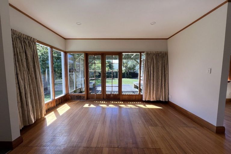 Photo of property in 12 Kensington Avenue, Mairehau, Christchurch, 8013