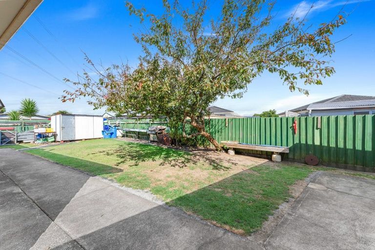 Photo of property in 5 Treviso Place, Clover Park, Auckland, 2023
