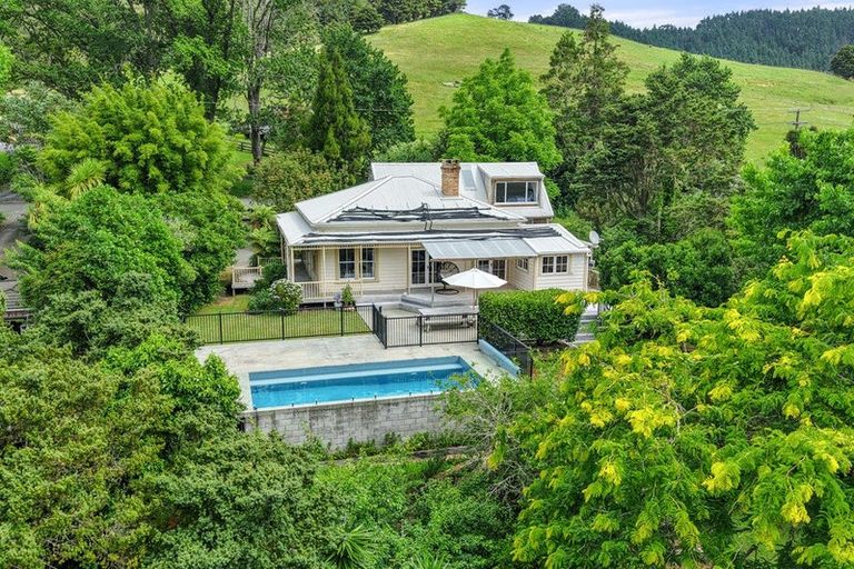 Photo of property in 54 Saleyards Road, Puhoi, Warkworth, 0994