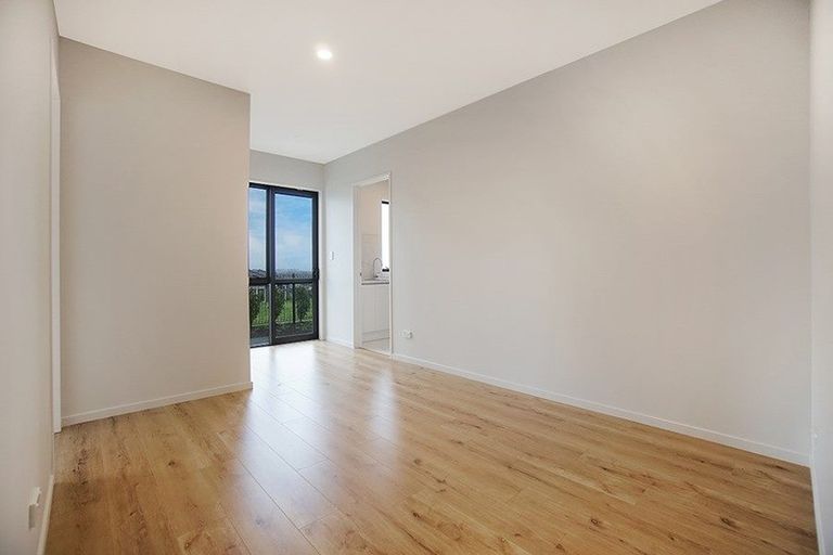 Photo of property in 48 Twin Parks Rise, Papakura, 2110