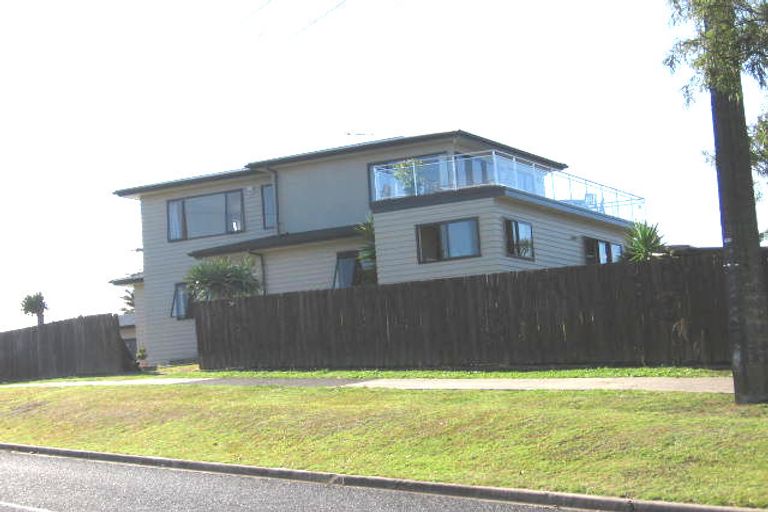 Photo of property in 71 Killarney Avenue, Torbay, Auckland, 0630