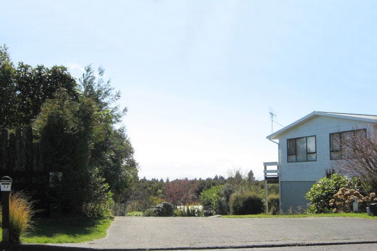 Photo of property in 1/30 Rangimoana Avenue, Motuoapa, 3382