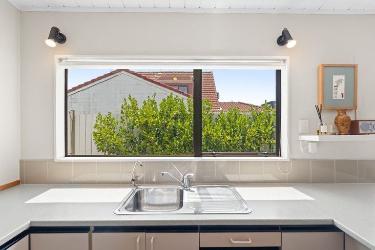 Photo of property in 5 Weiti Road, Orewa, 0931