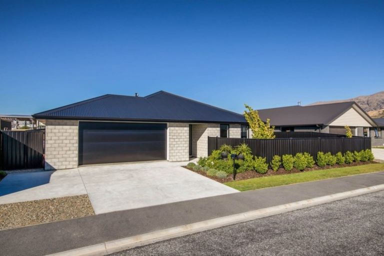 Photo of property in 7 Phoenix Place, Cromwell, 9310