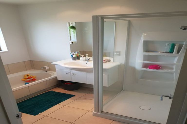 Photo of property in 27 Bridge Street, Southbridge, 7602