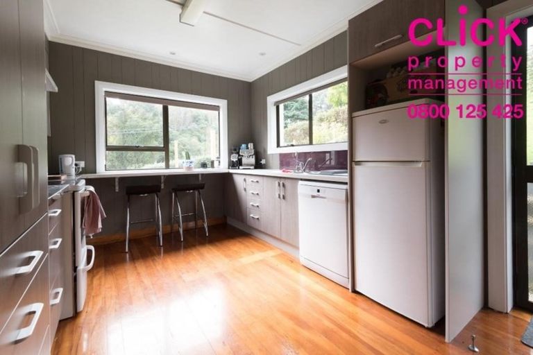 Photo of property in 24 Wharfdale Street, Macandrew Bay, Dunedin, 9014