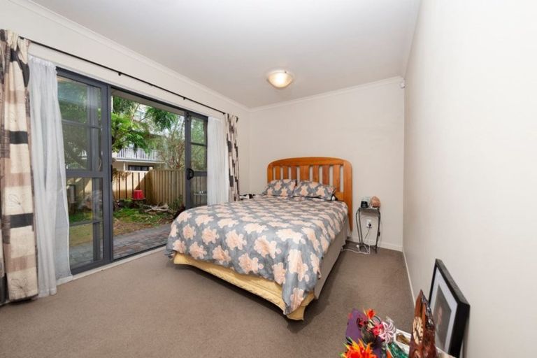 Photo of property in 24/8 Carolina Place, Albany, Auckland, 0632
