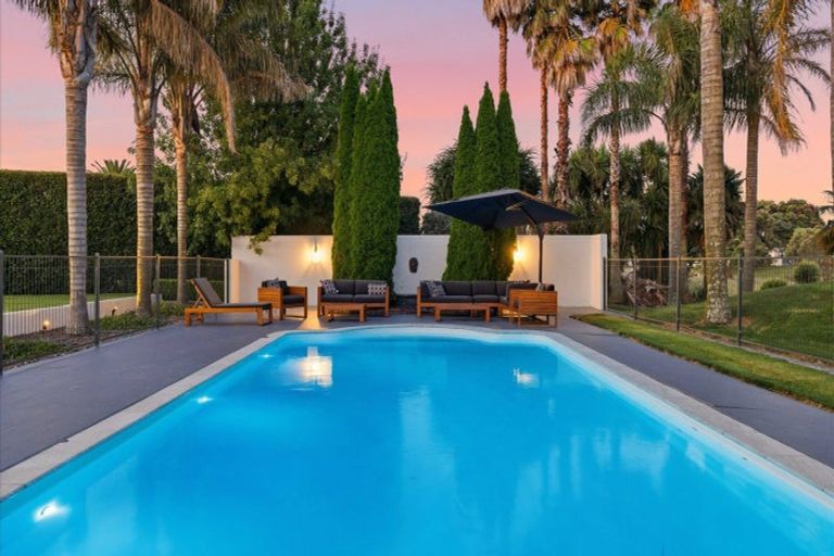 Photo of property in 15 Saint Clair Place, Papamoa Beach, Papamoa, 3118